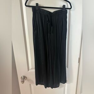 Rayon crop pants with slit